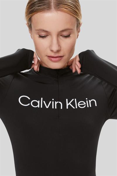 Calvın Klein Kadın T-shırt Siyah