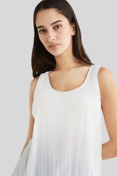 Calvin Klein Kadın Yuvarlak Yaka Kolsuz T-Shirt Beyaz