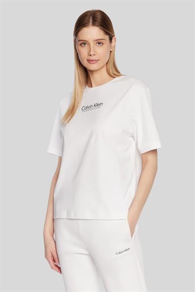 Calvin Klein Kadın Yuvarlak Yaka Logo Grafik T-Shirt Beyaz