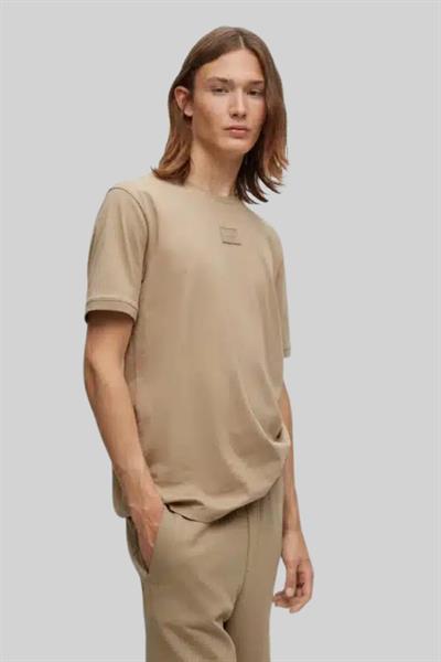 Hugo Boss Regular Fit Bisiklet Yaka Erkek T-Shirt Kahverengi
