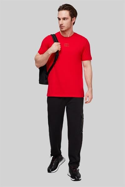 Hugo Logo Uygulamalı Pamuklu Erkek T-Shirt Kırmızı