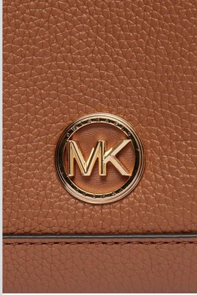 Michael Kors Kadın Luisa Küçük Çakıllı Deri El Çantası Kahverengi