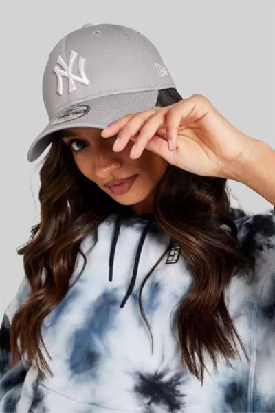 New Era New York Yankees Essential Şapka Gri