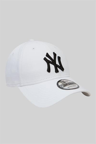 New Era New York Yankess Essential 9Forty Beyaz