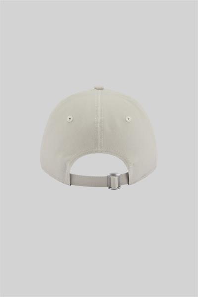 New Era WMNS Metallıc Logo 9Forty Şapka Bej