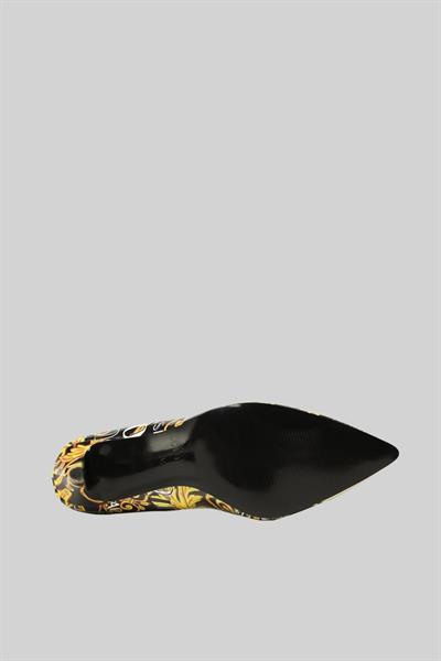 Versace Jeans Couture Kadın Barok Desenli Topuklu Ayakkabı Siyah