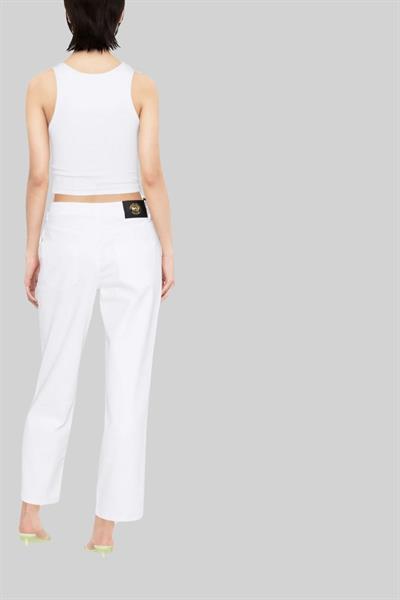 Versace Jeans Couture Kadın Eşarp Detaylı Düz Jean Pantolon Beyaz