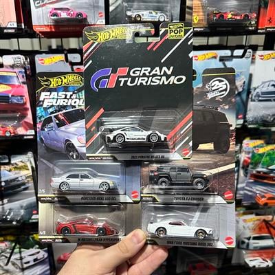Hot Wheels Premium Karışık Set - 1 (25.yıl F&F ve Pop culture)
