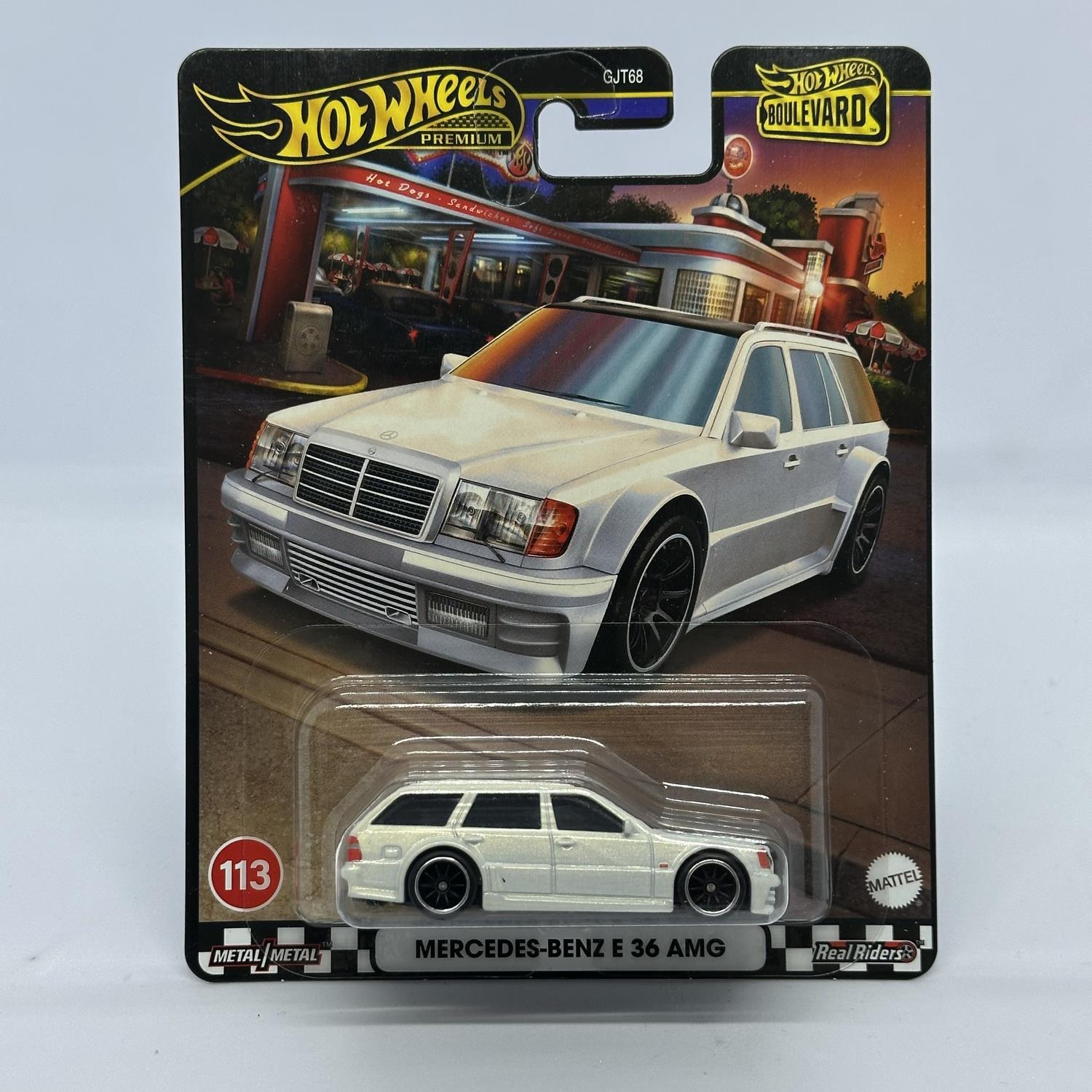 Hot Wheels Premium Boulevard No:113 - Mercedes-Benz E36 AMG