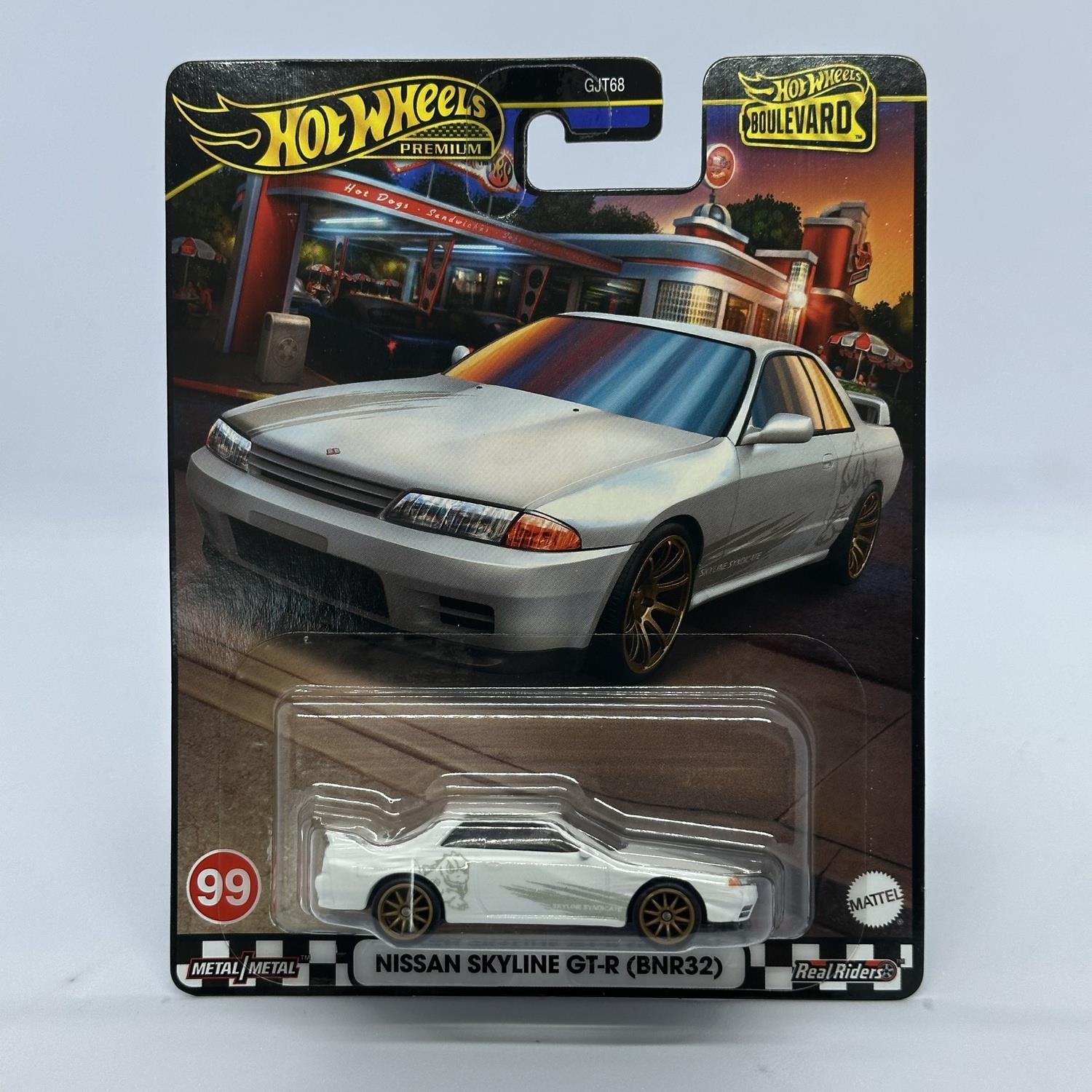 Hot Wheels Premium Boulevard No:99 - Nissan Skyline GT-R (BNR-32)