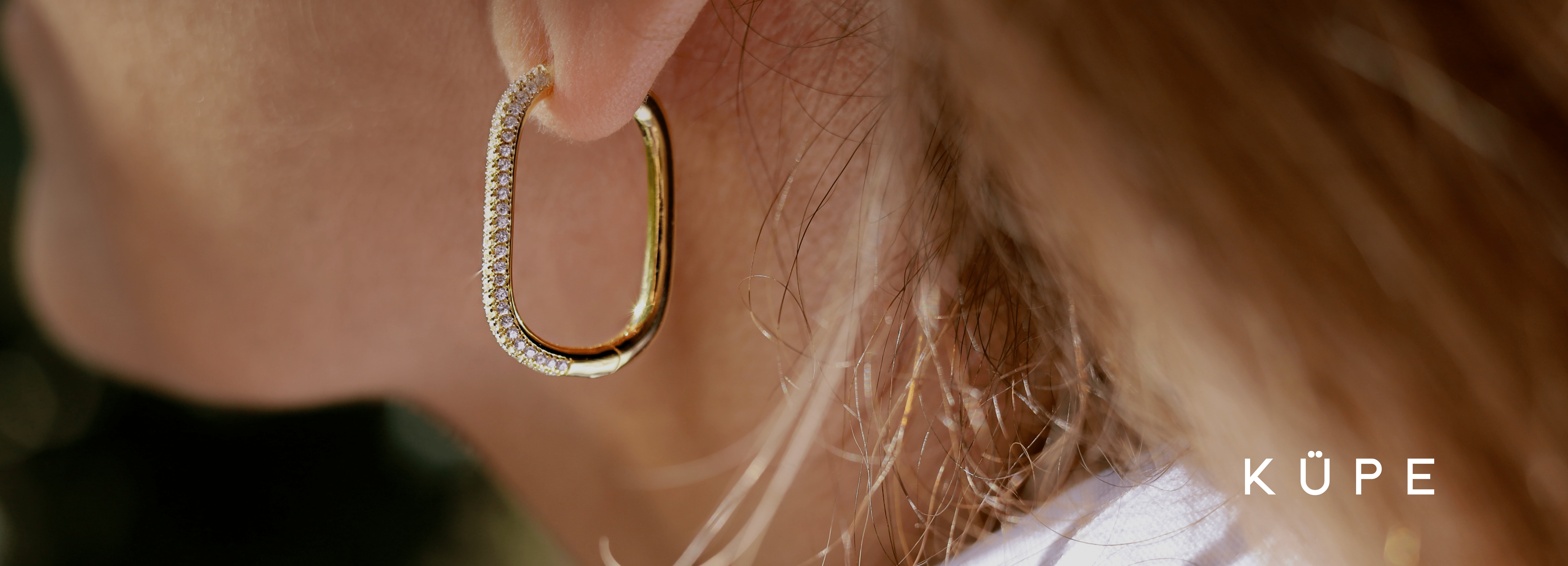 Soha Accessories Gümüş ve Çelik Küpe Web Banner
