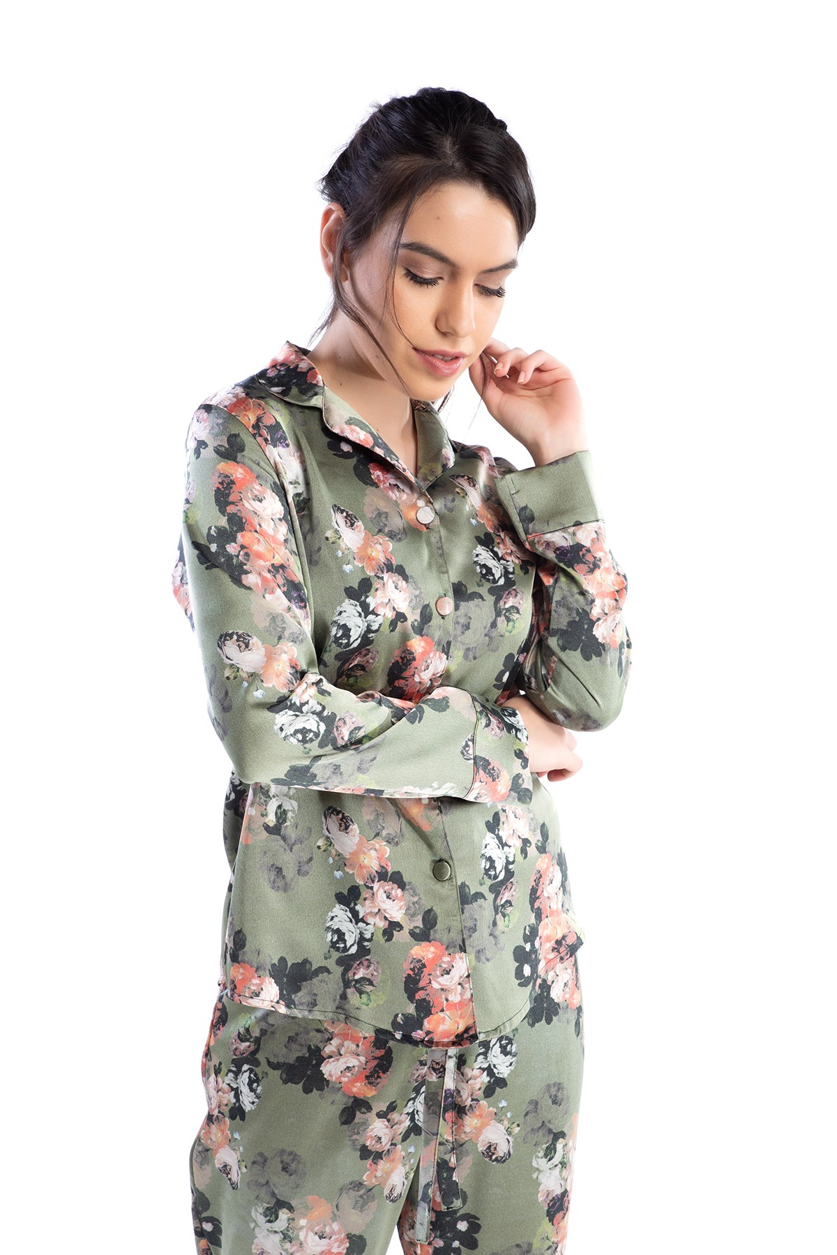 Kadın Yeşil Saten Önden Düğmeli Pijama