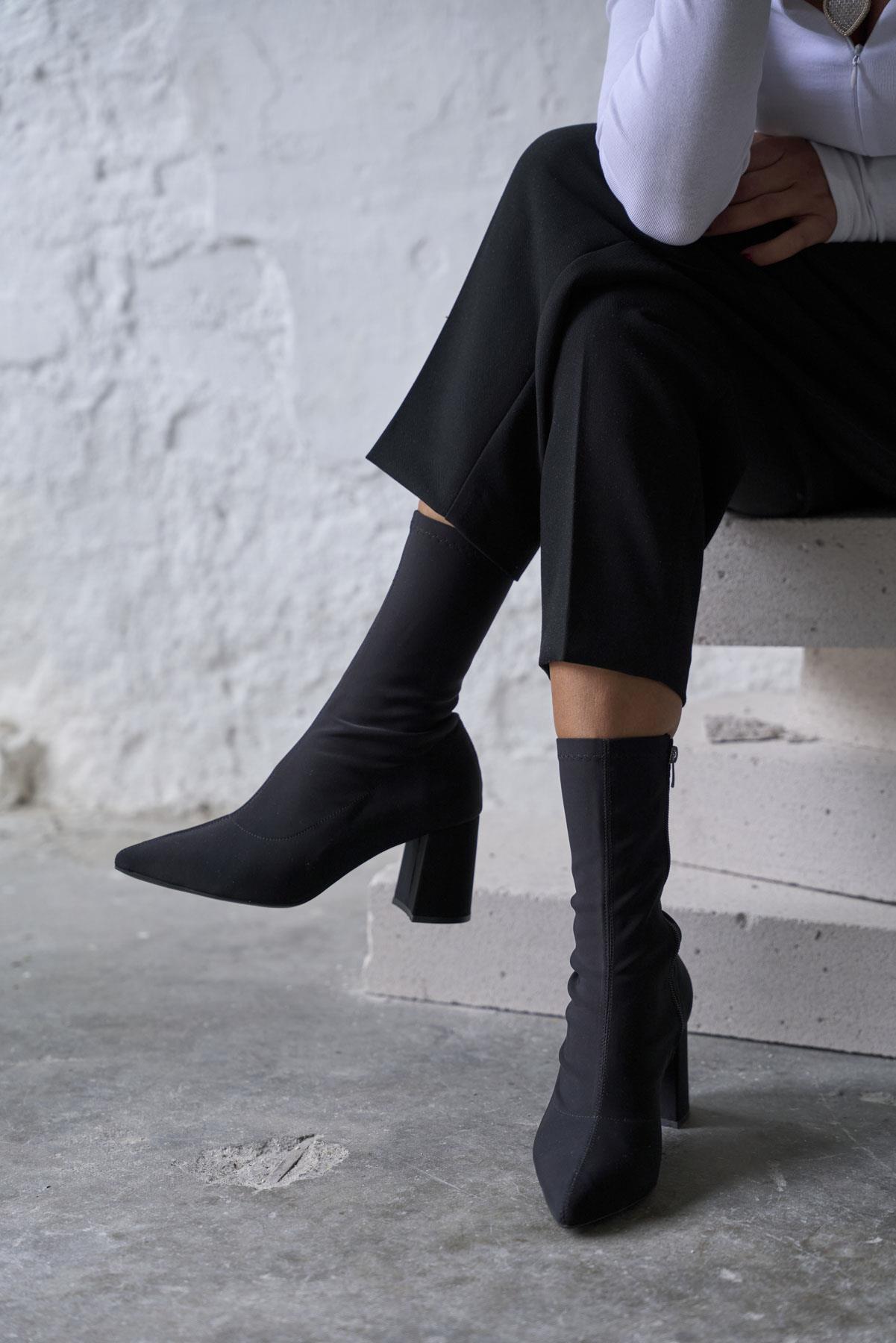 AMANDA SİMSİYAH STREÇ BOT