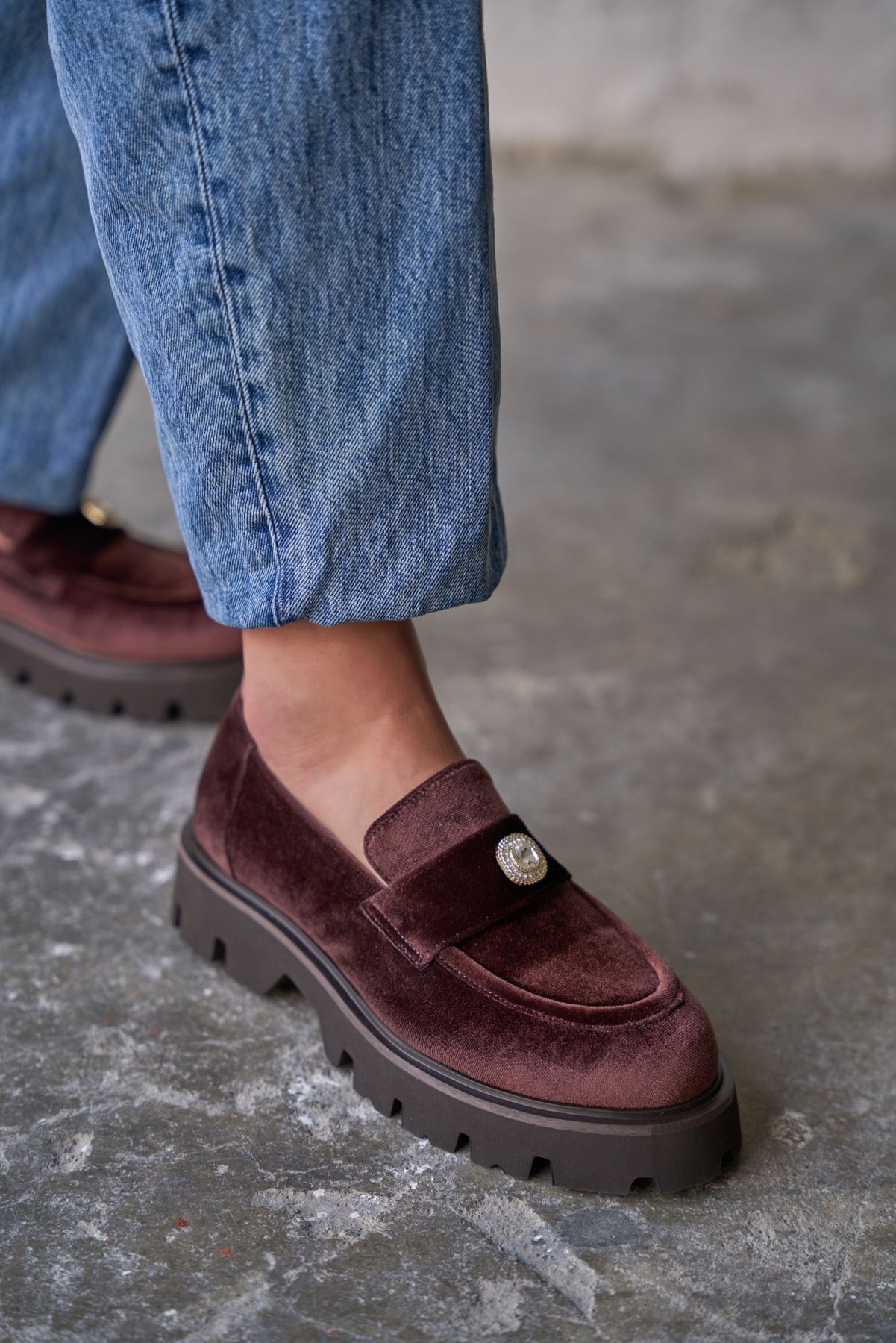 CUTEJ KAHVE KADİFE MAKOSEN