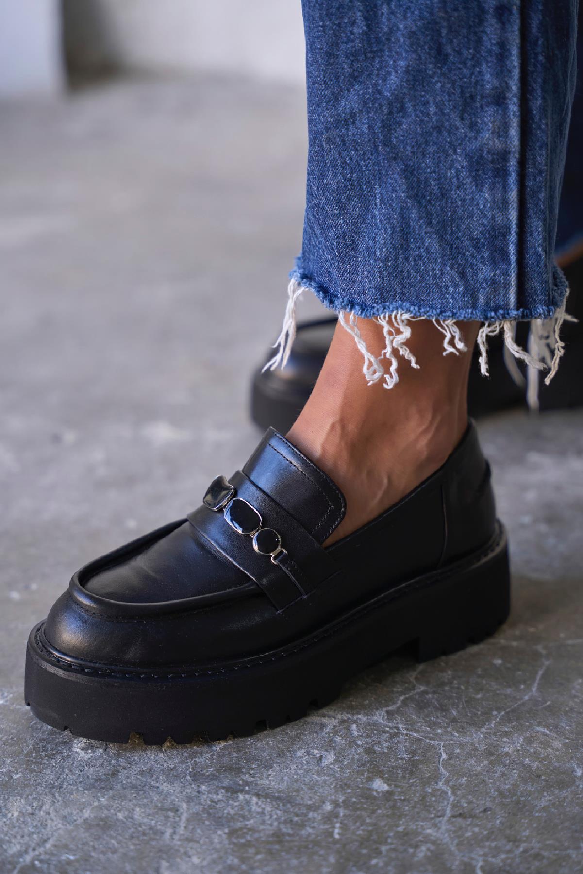 ROBH SİYAH DERİ MAKOSEN