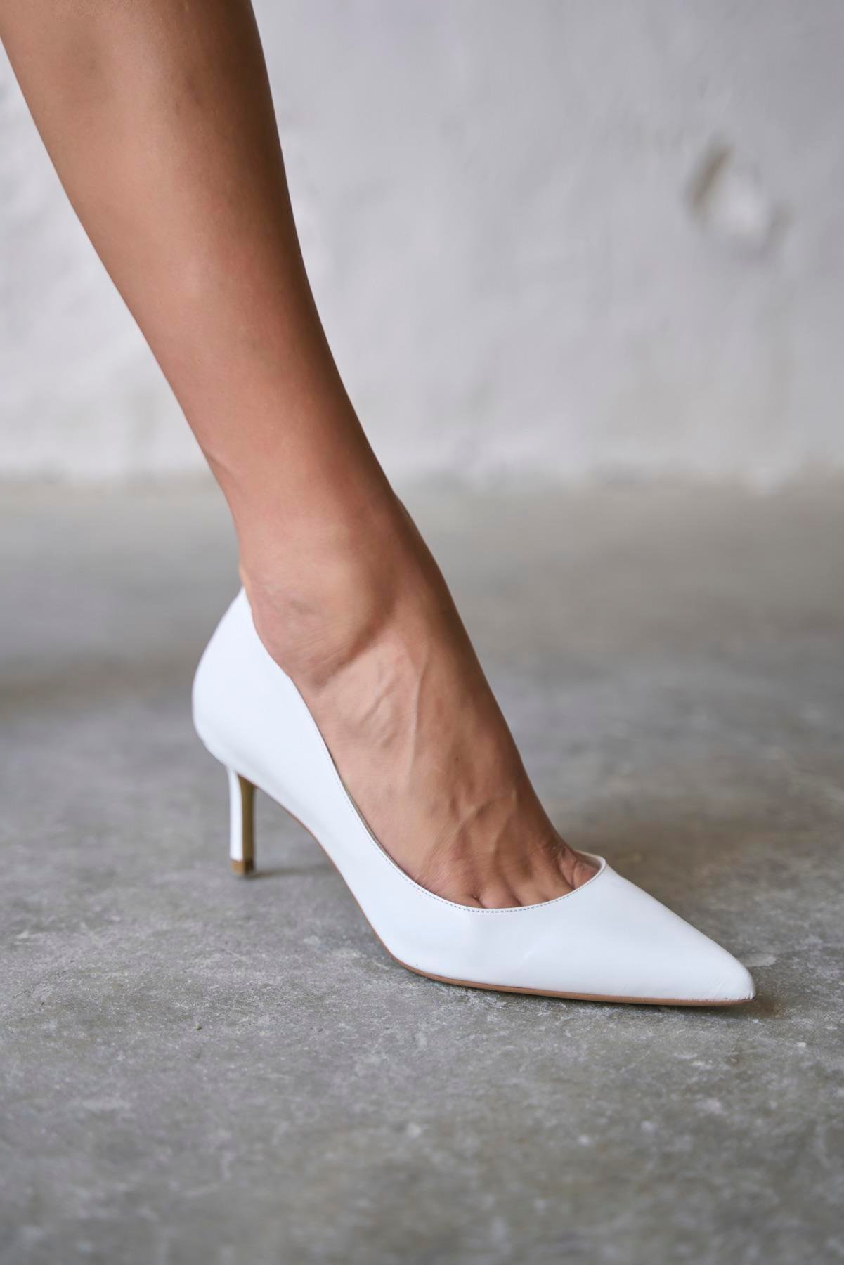 SİSTA 5 CM BEYAZ DERİ STİLETTO