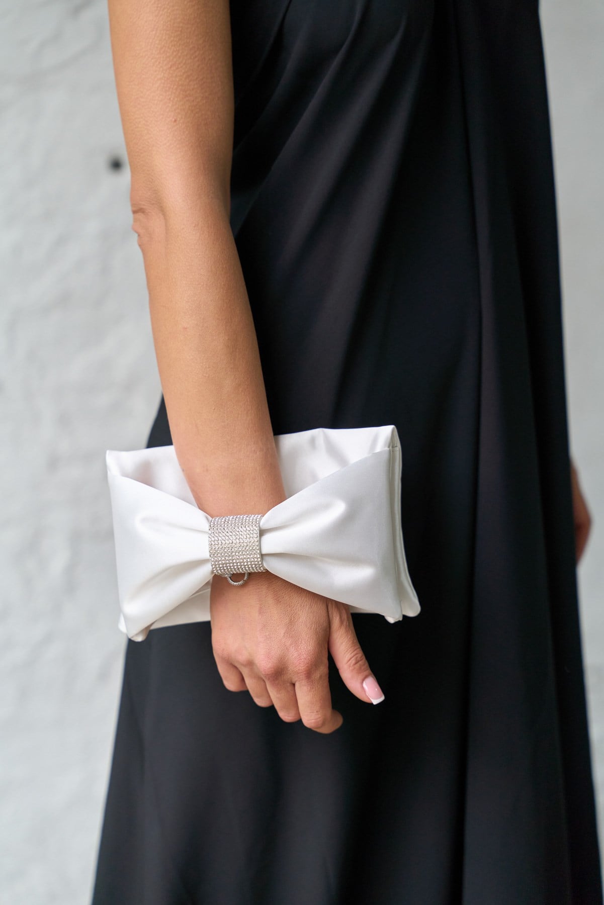 BAG 016 BEYAZ SATEN