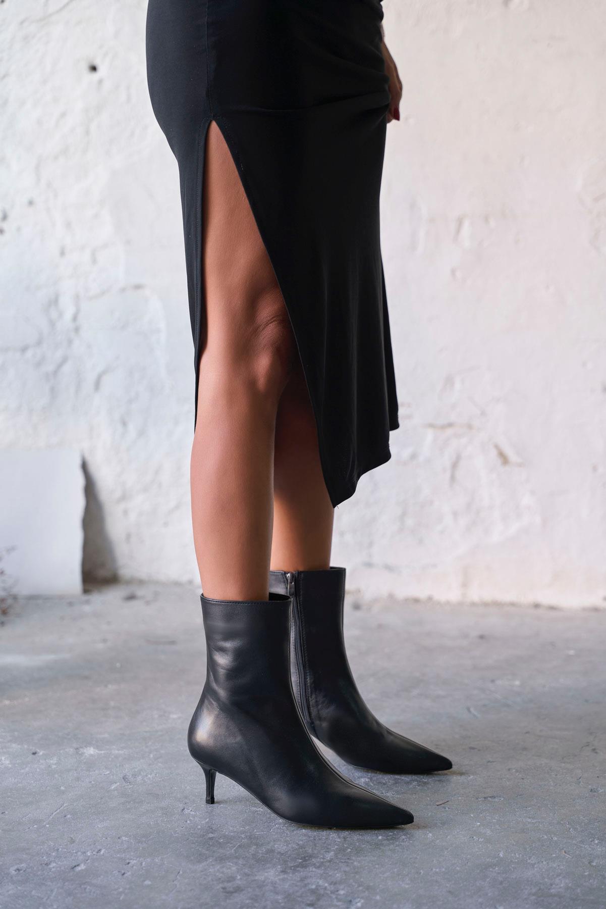 BEFF SİYAH DERİ TOPUKLU BOT