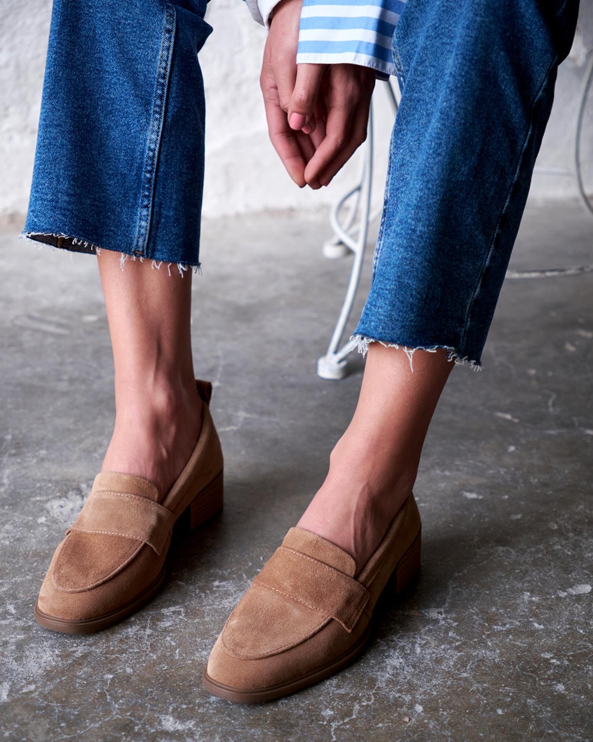 BETY KUM SÜET BABET