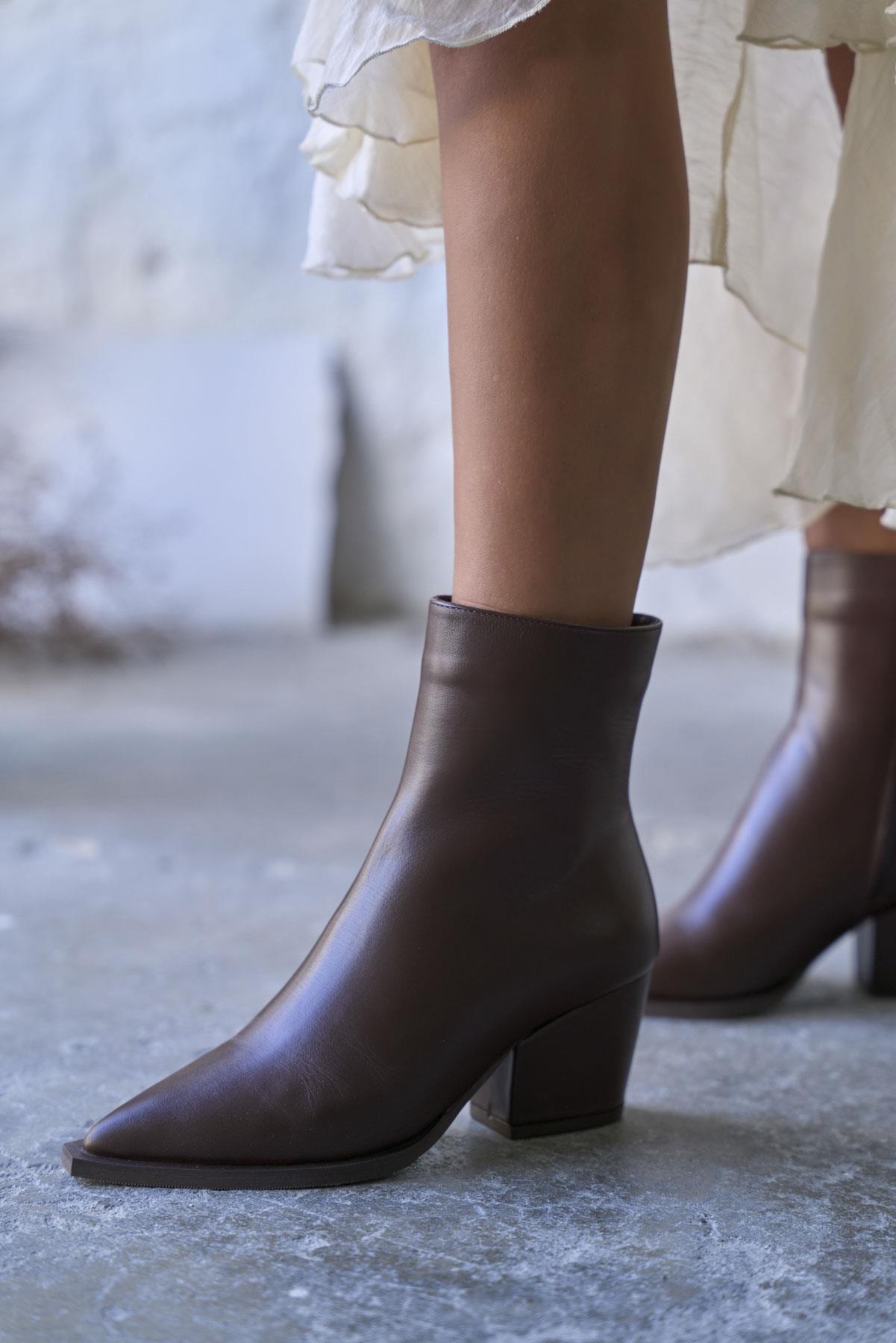 BONDİ KAHVE DERİ BOT