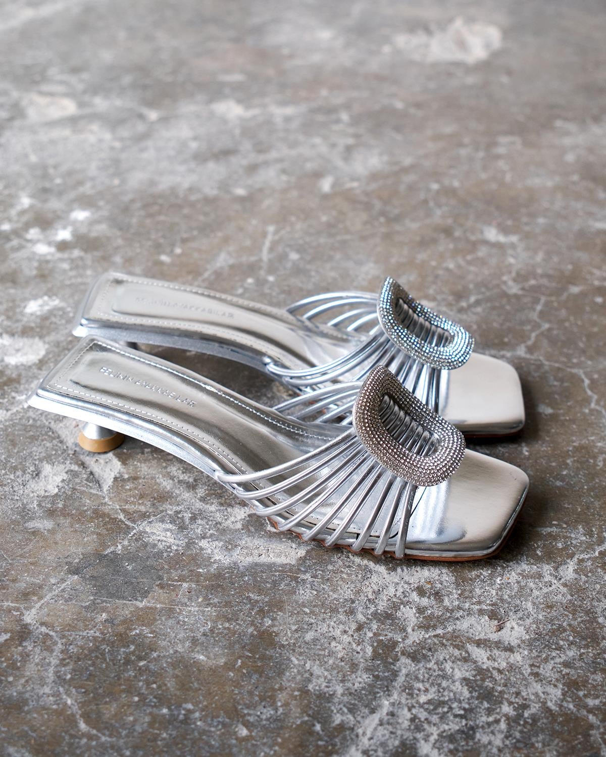 CAPTAİN GÜMÜŞ TOPUKLU TERLİK