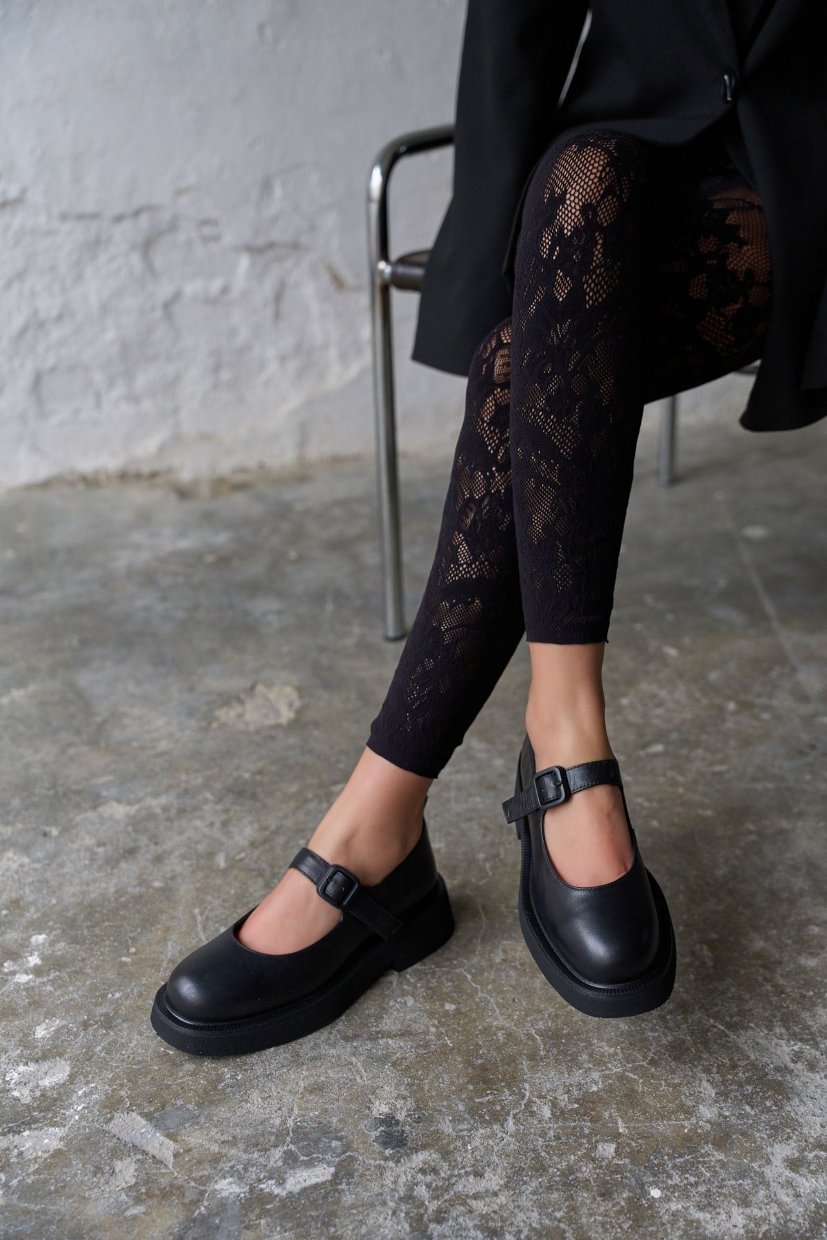 CARİUS SİYAH DERİ MAKOSEN