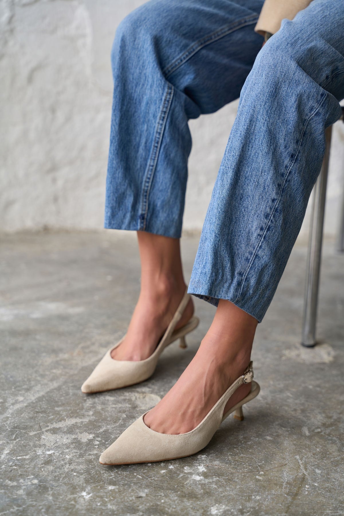 CUP BEJ SÜET TOPUKLU AYAKKABI 