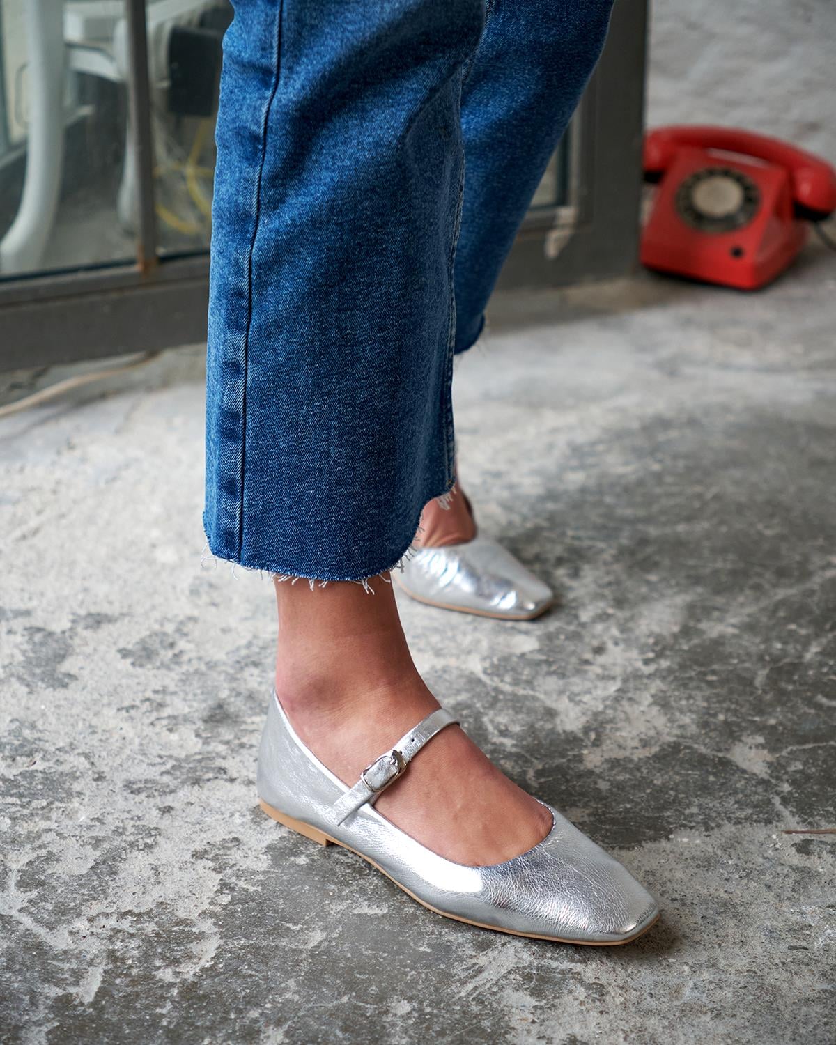 DARREL GÜMÜŞ DERİ BABET