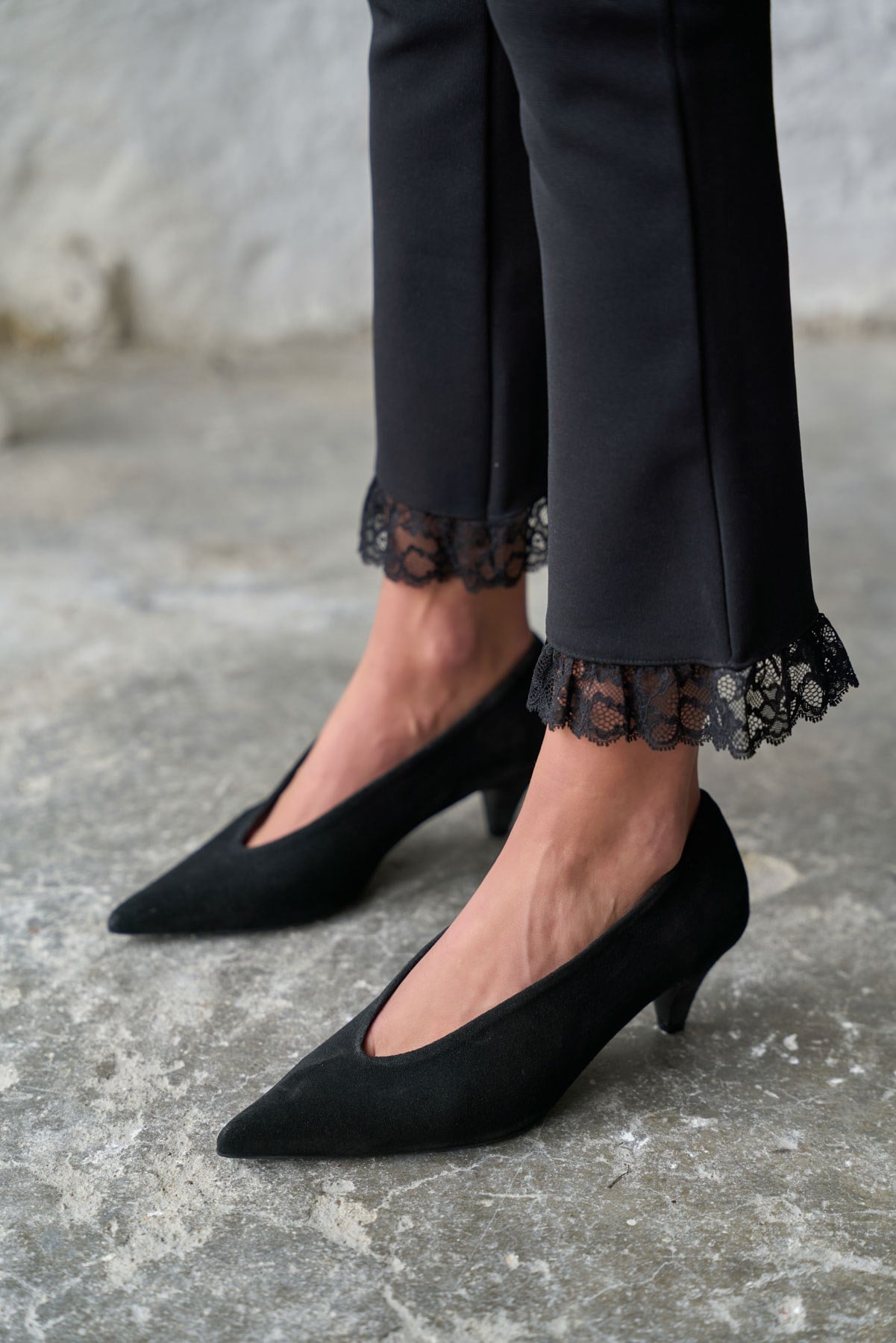 DNİPRO SİYAH SÜET TOPUKLU AYAKKABI