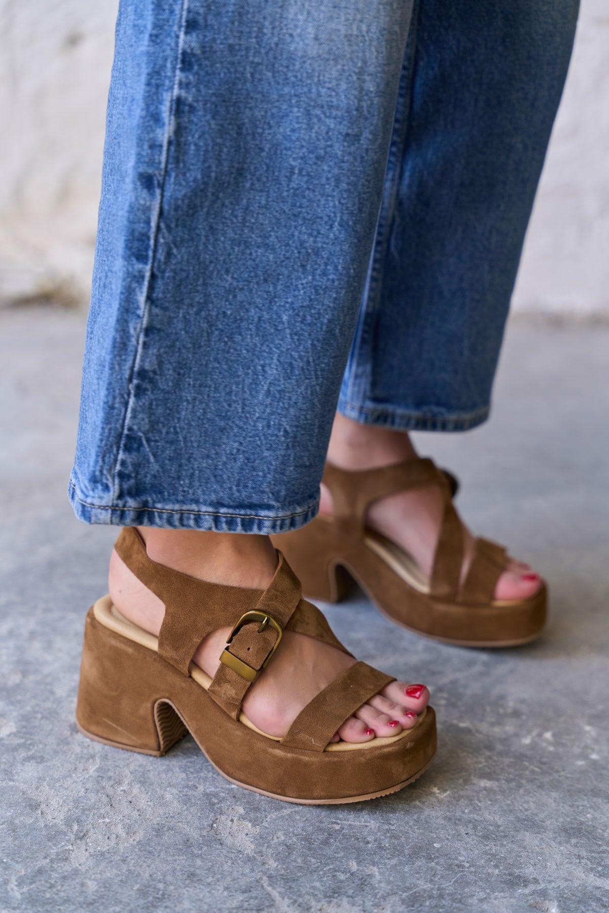 FİZZY KUM SÜET SANDALET