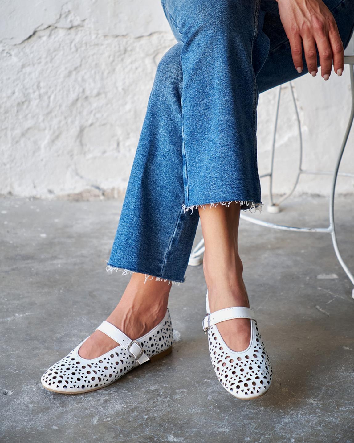 GEAR BEYAZ DERİ BABET