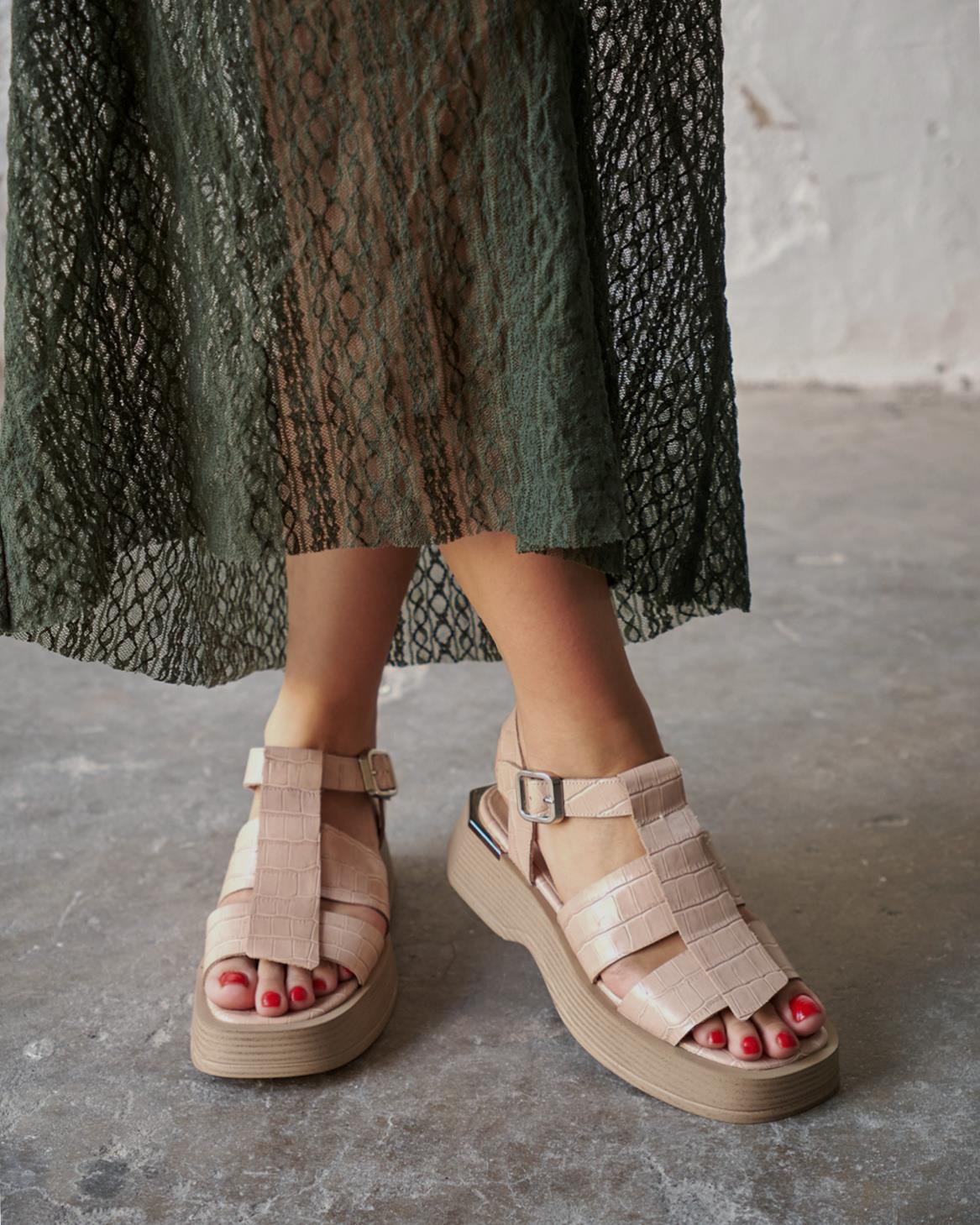 HELBY BEJ KROKO SANDALET