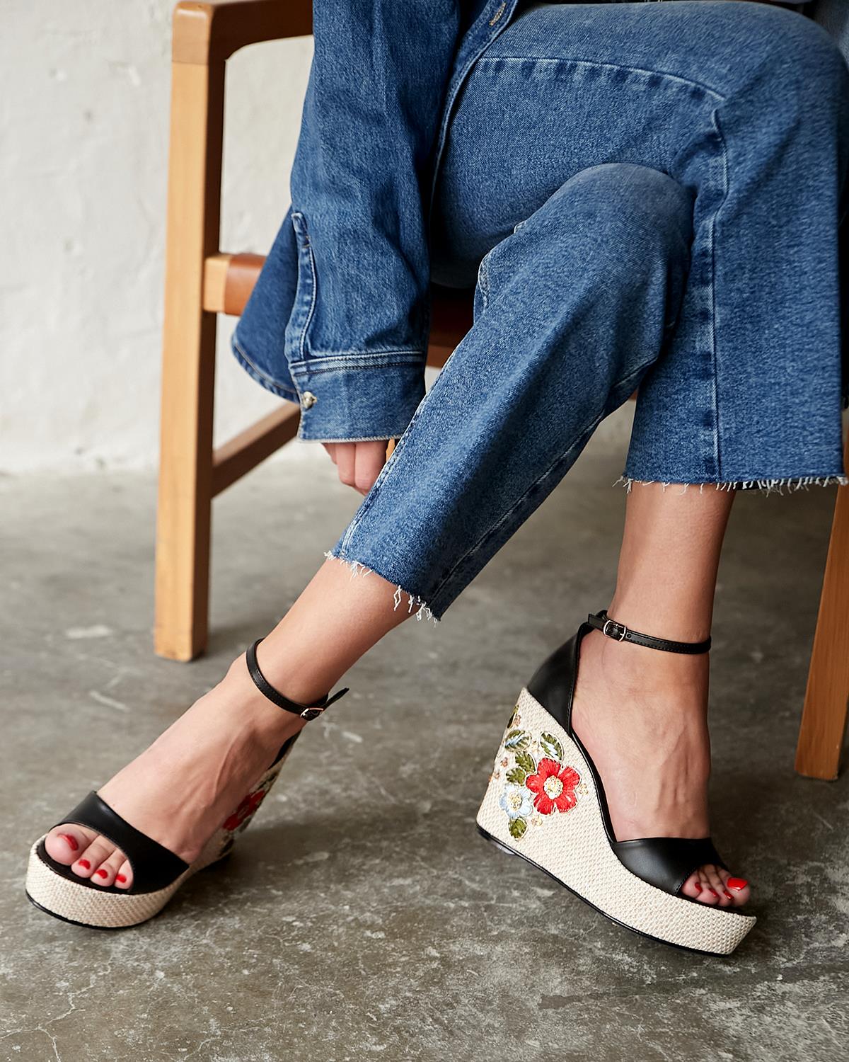 JAGERED SİYAH PLATFORM TOPUKLU AYAKKABI 