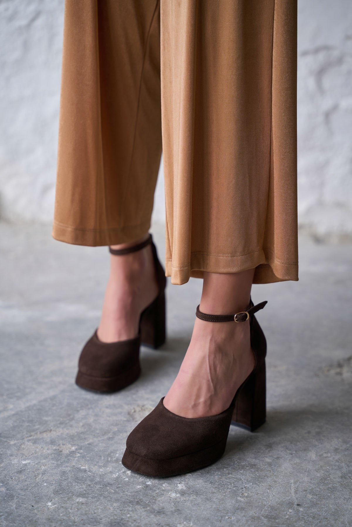 JİM KAHVE SÜET TOPUKLU AYAKKABI 