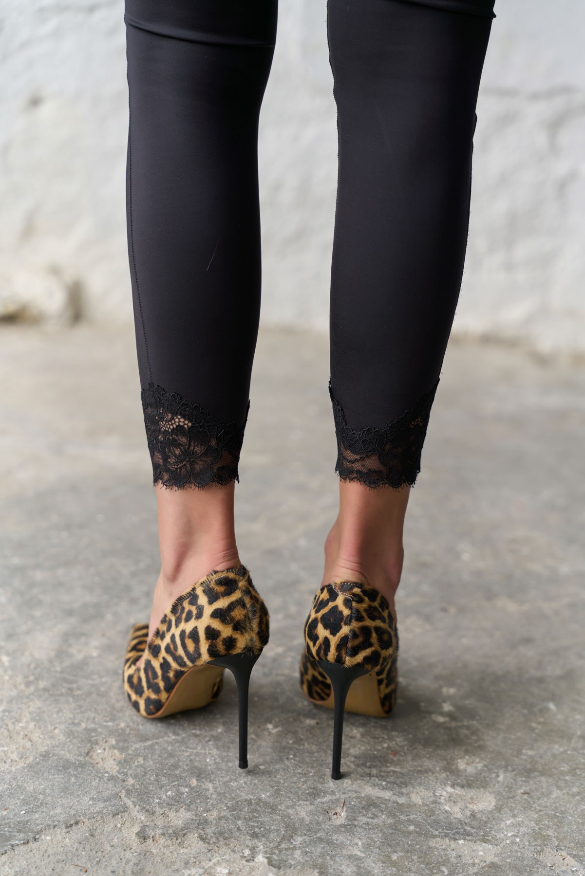 MİTTA 10 CM LEOPAR SÜET STİLETTO · 6