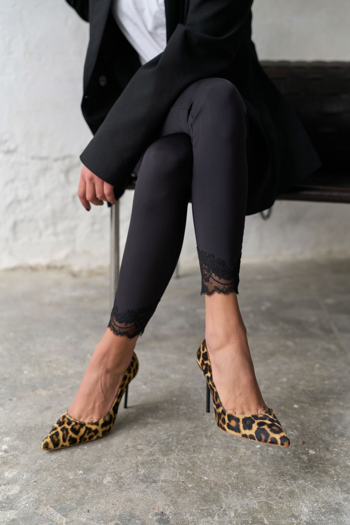 MİTTA 10 CM LEOPAR SÜET STİLETTO · 3