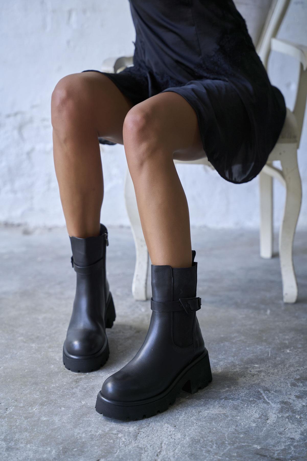 PİA SİYAH DERİ BOT 