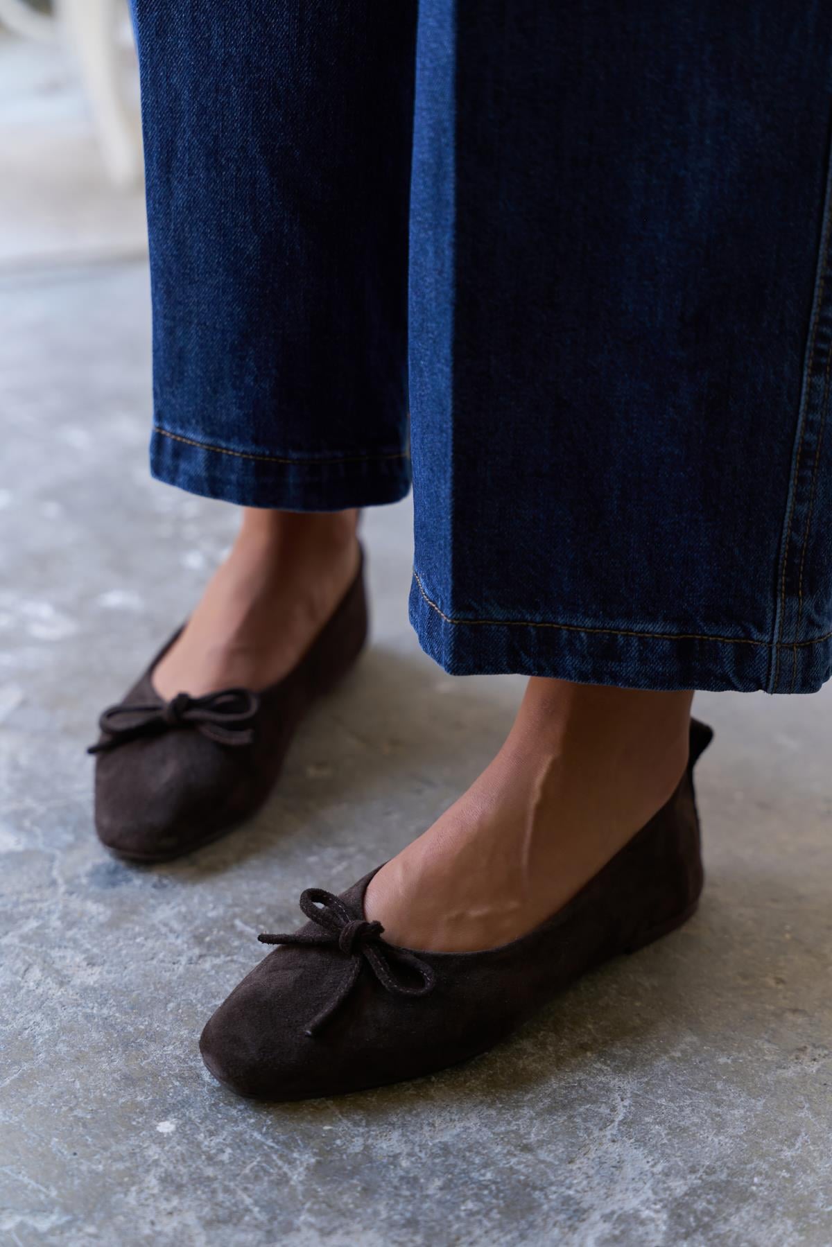 PİGGY ACI KAHVE SÜET BABET