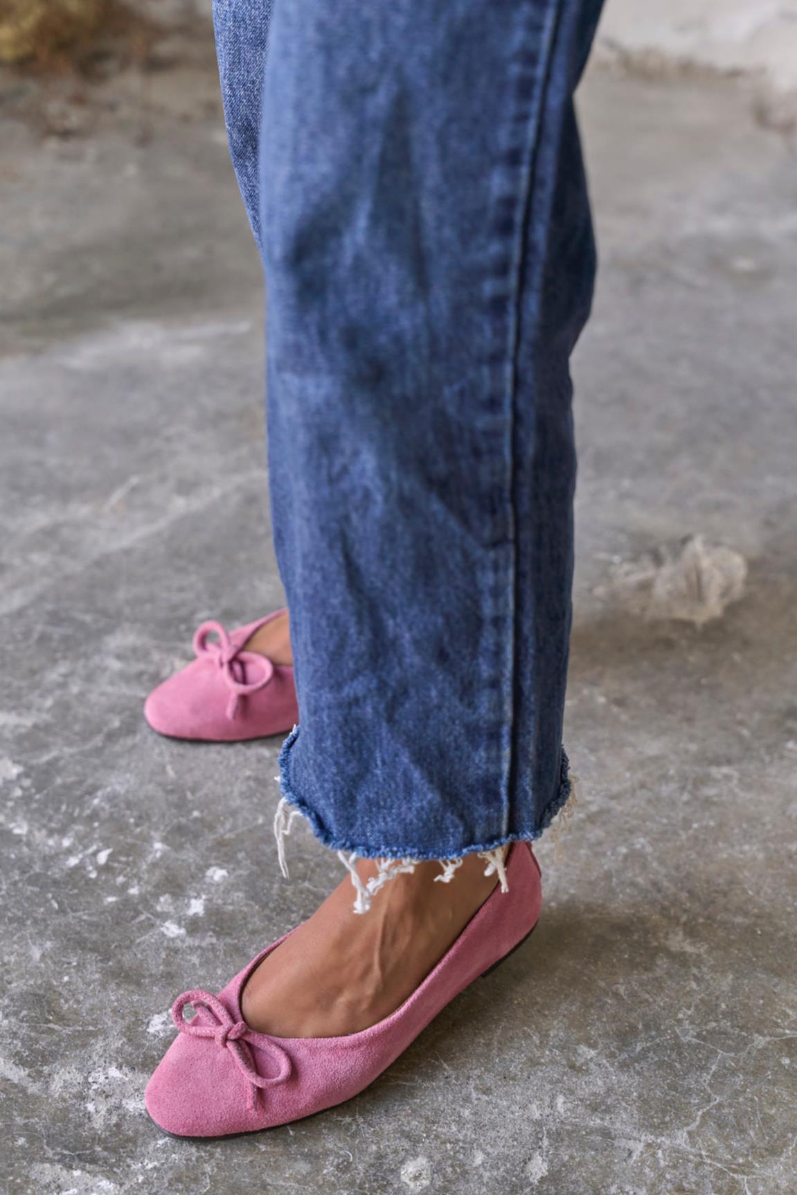 PİGGY PEMBE SÜET BABET