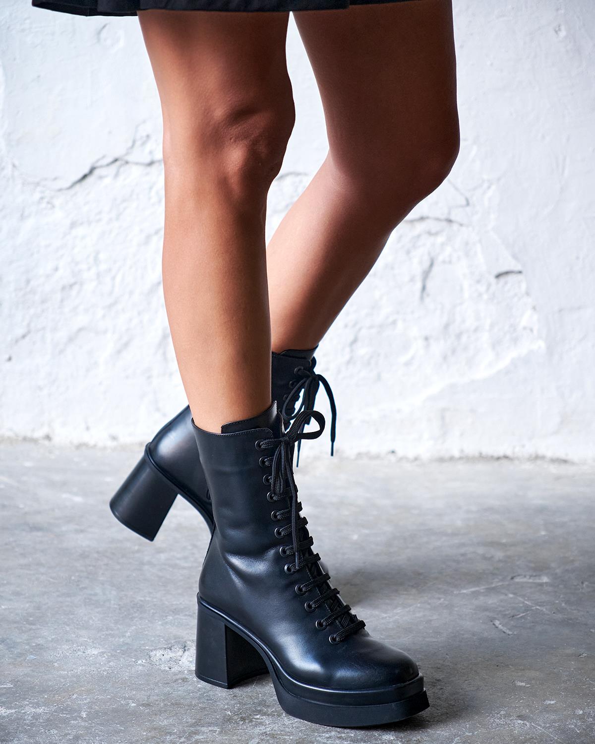 ROWE SİYAH DERİ TOPUKLU BOT