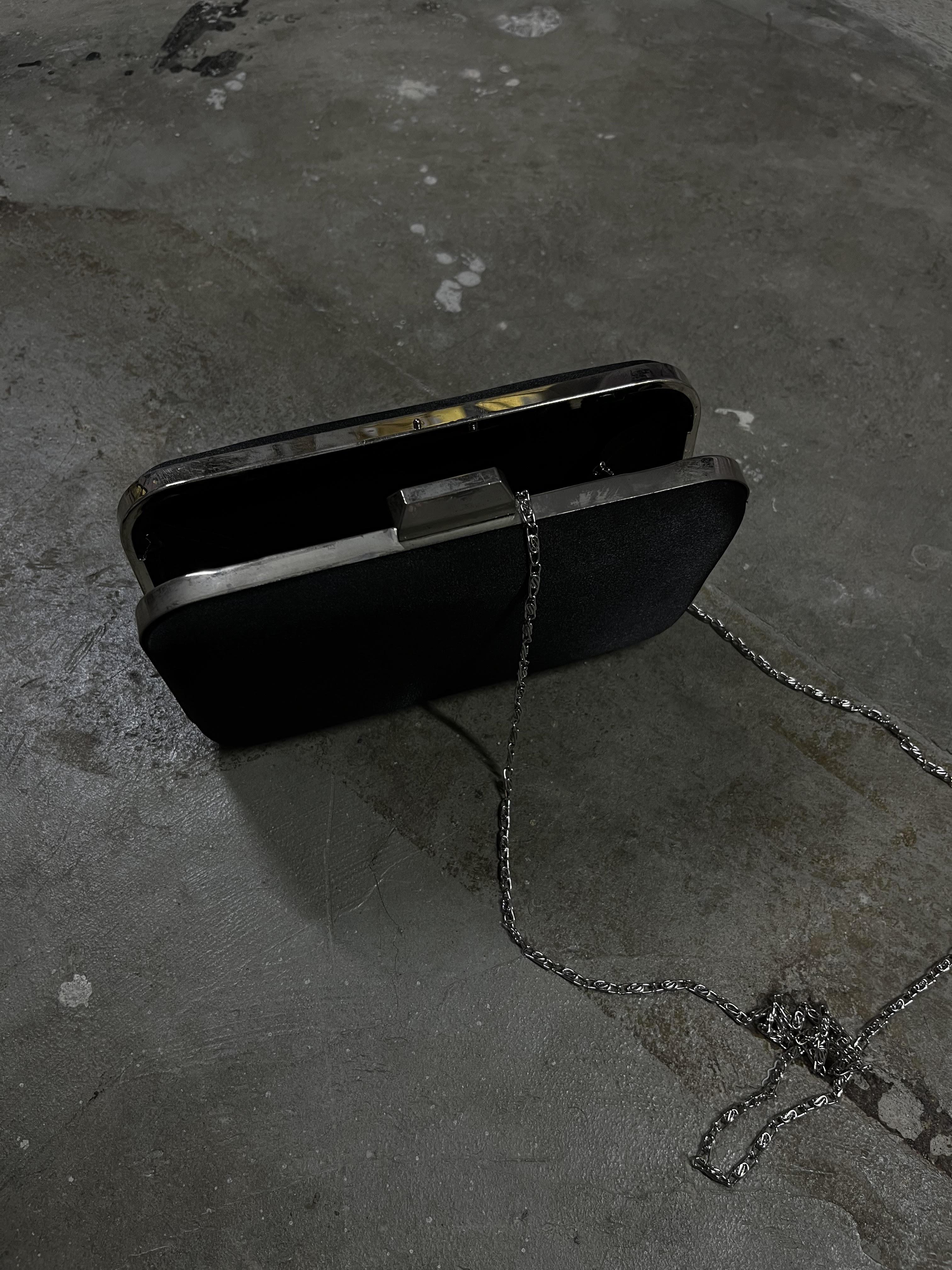 SİYAH SATEN CLUTCH ÇANTA