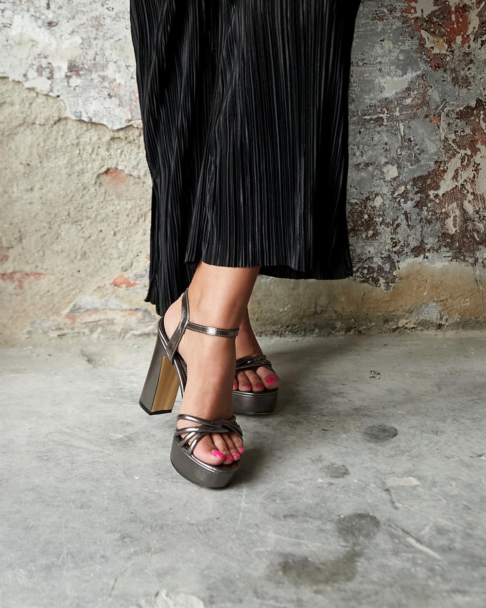 VONNE FÜME PLATFORM 