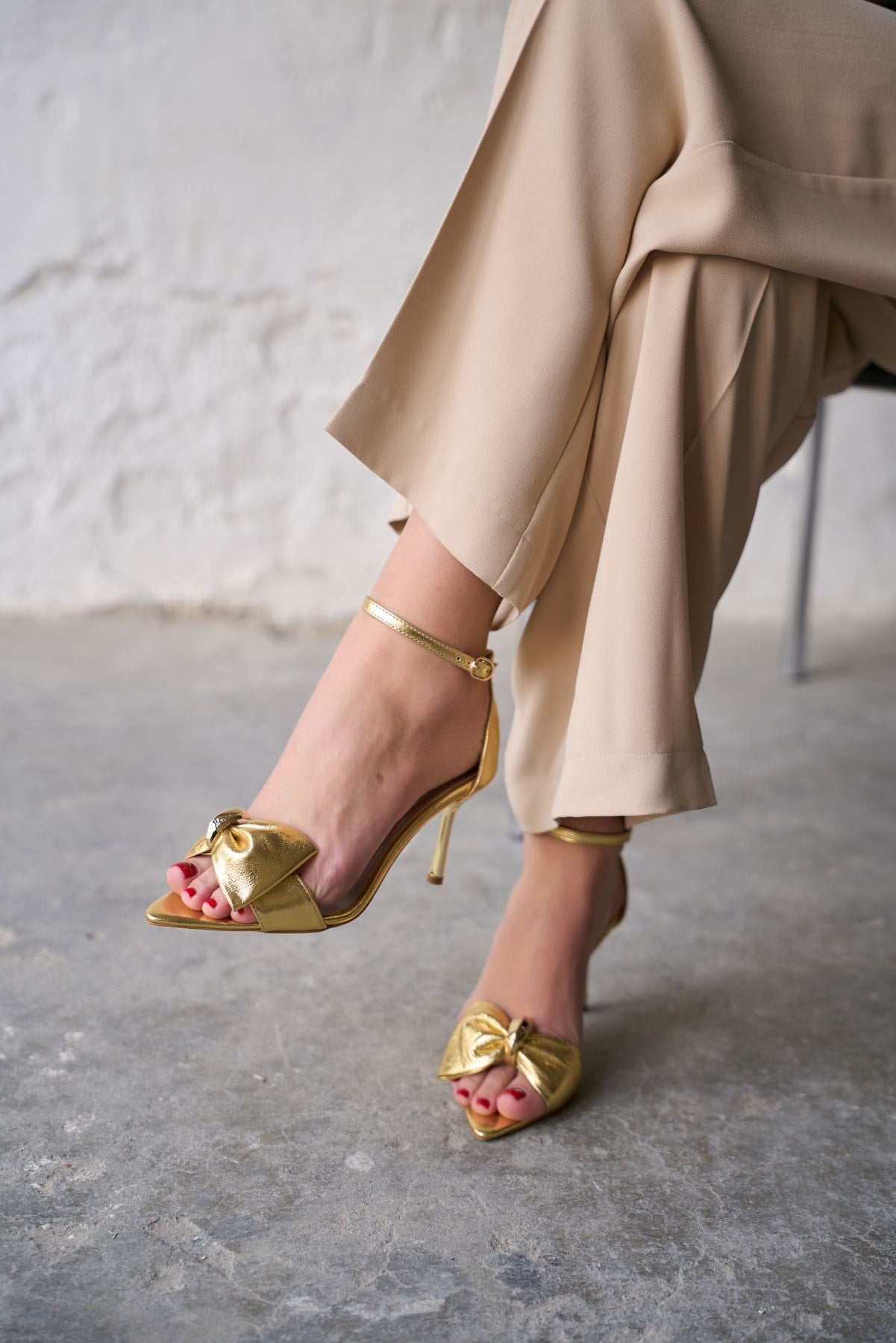 WİLDOR GOLD DERİ TOPUKLU AYAKKABI