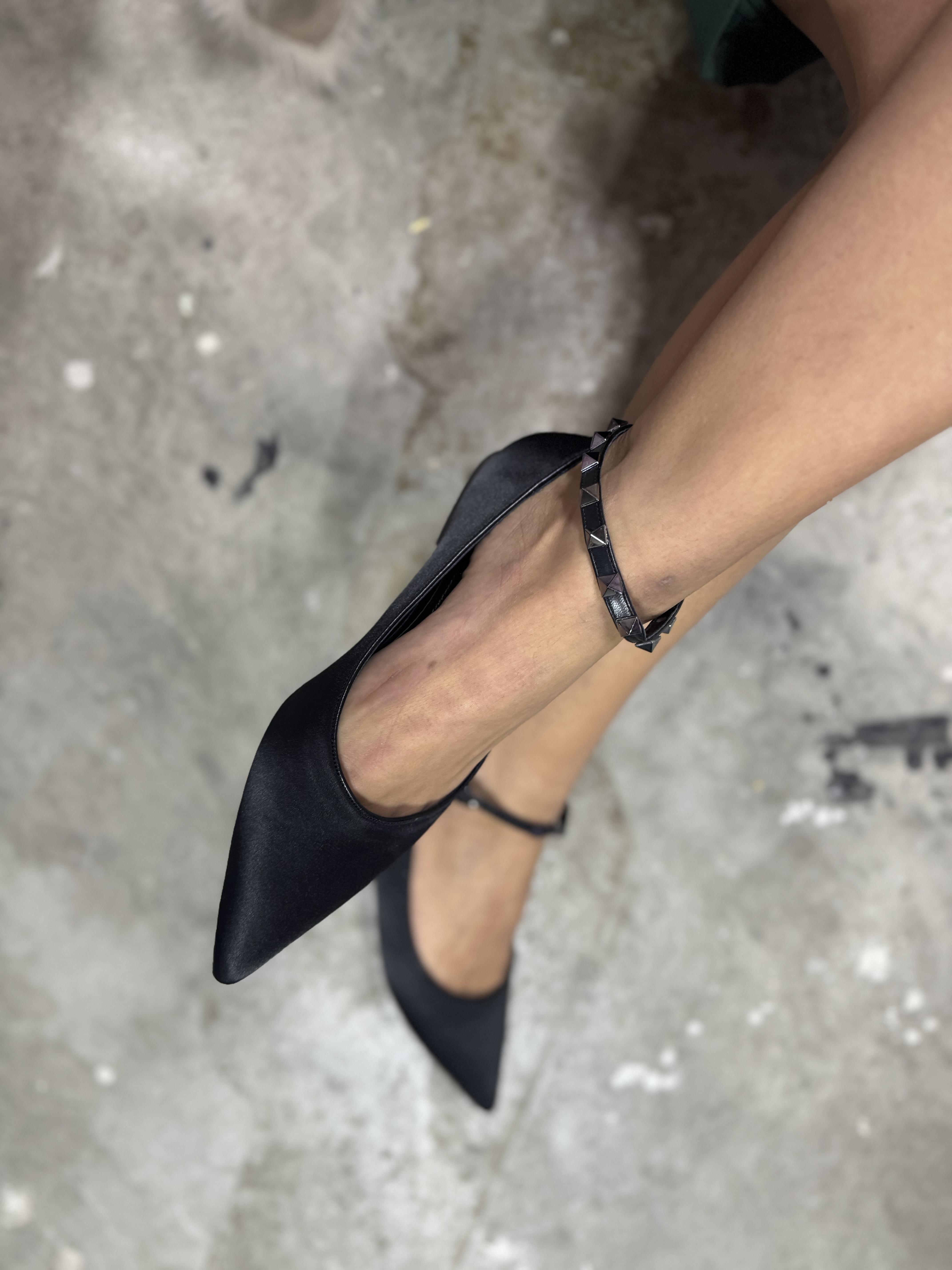 WOODS SİYAH SATEN BABET