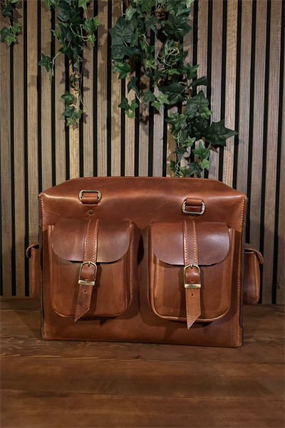 CAPELLA DERİ MESSENGER BAG
