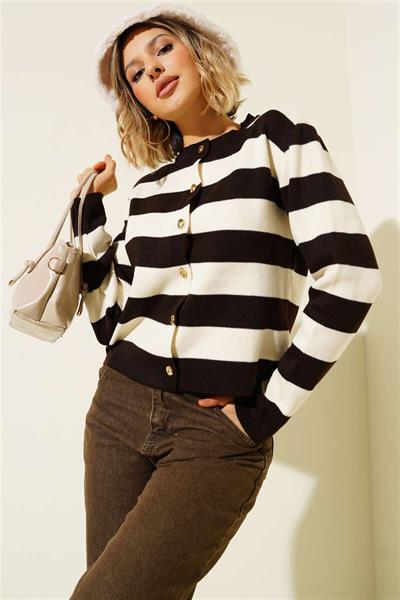0001 Metal Düğmeli Çizgili Triko Hırka