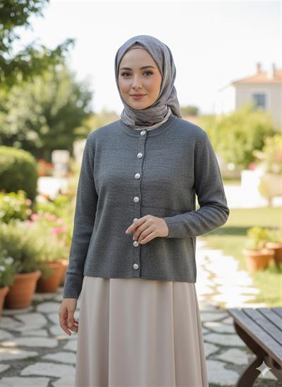 0002 Önü Metal Düğmeli Triko Hırka