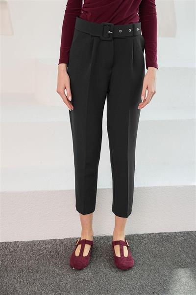 001 Kare Kemerli Dar Paça Pantolon