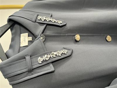 2431 Yakası Taş İşlemeli Metal Düğmeli Ceket