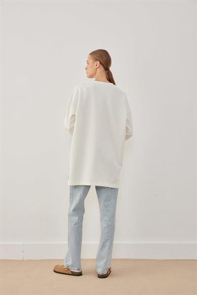 2699 Gül Aksesuarlı Sweatshırt